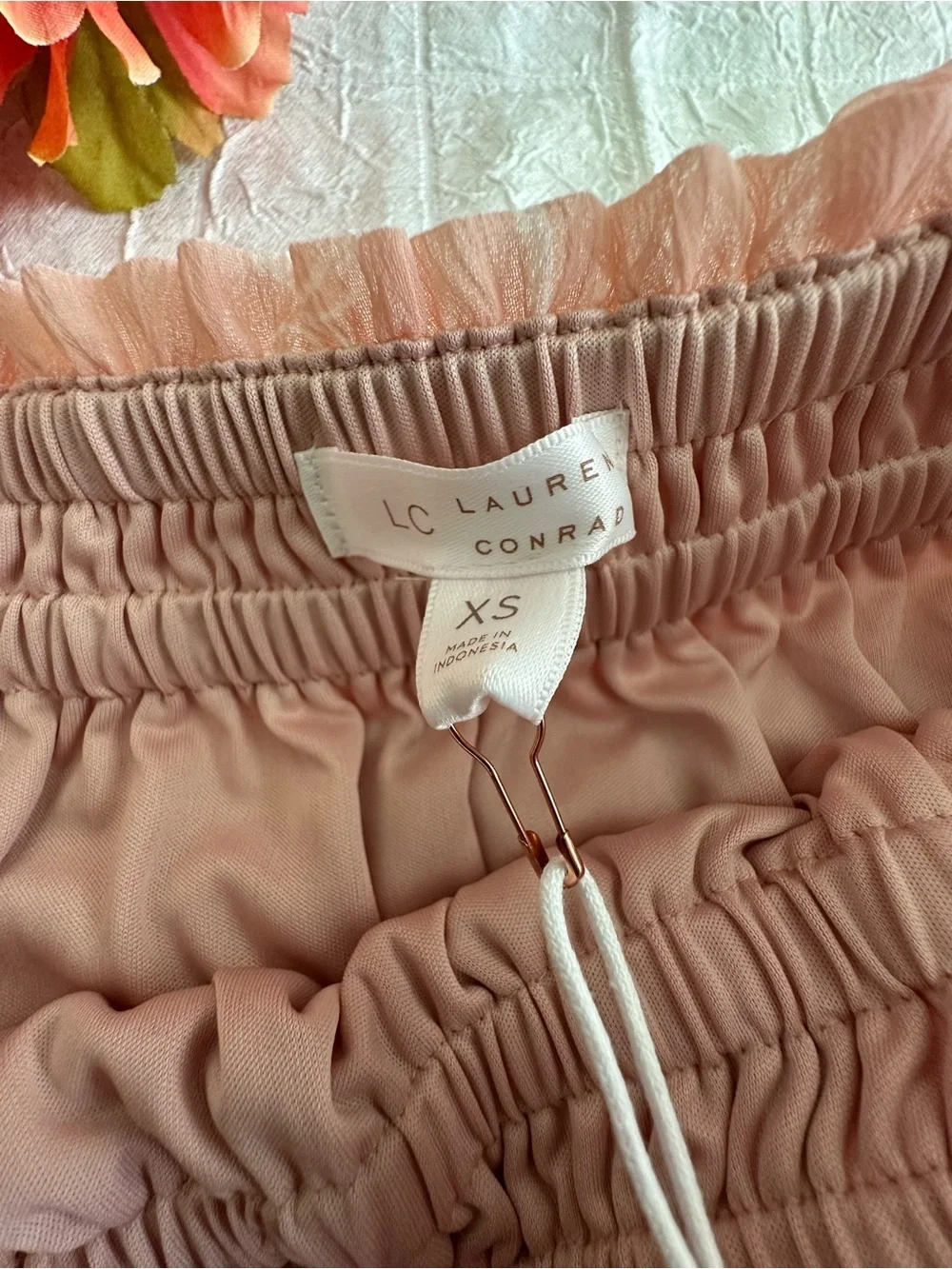 NWT LC Lauren Conrad Blush Pink Palm  Ruffled Mini Skirt - Picture 6 of 6
